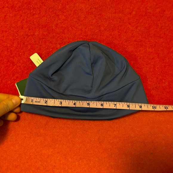 Slate blue microfleece tuque with slits for ponytail and bun NWT - Picture 3 of 10